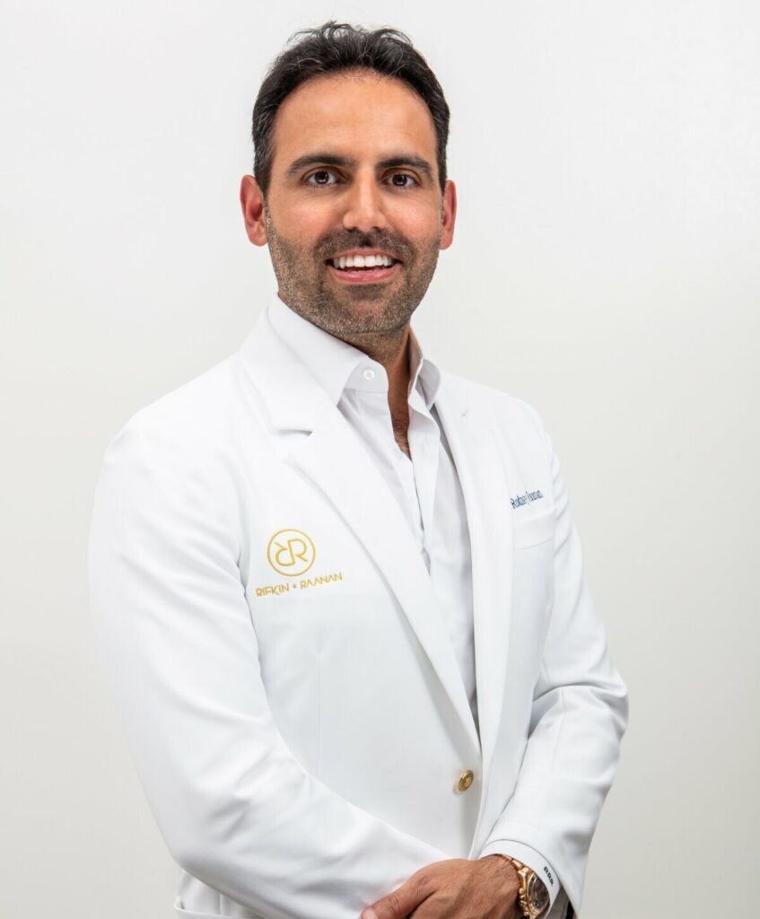 a highly-trained and innovative cosmetic dentist in the heart of Beverly Hills.